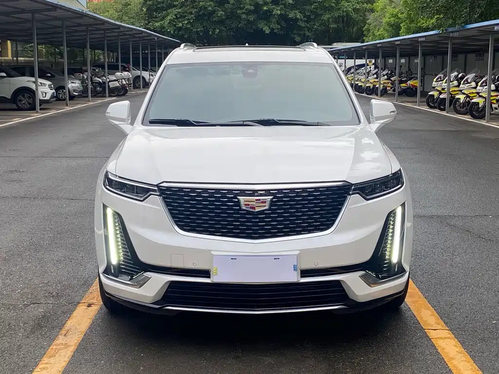 Cadillac XT6 — миниатюра 2