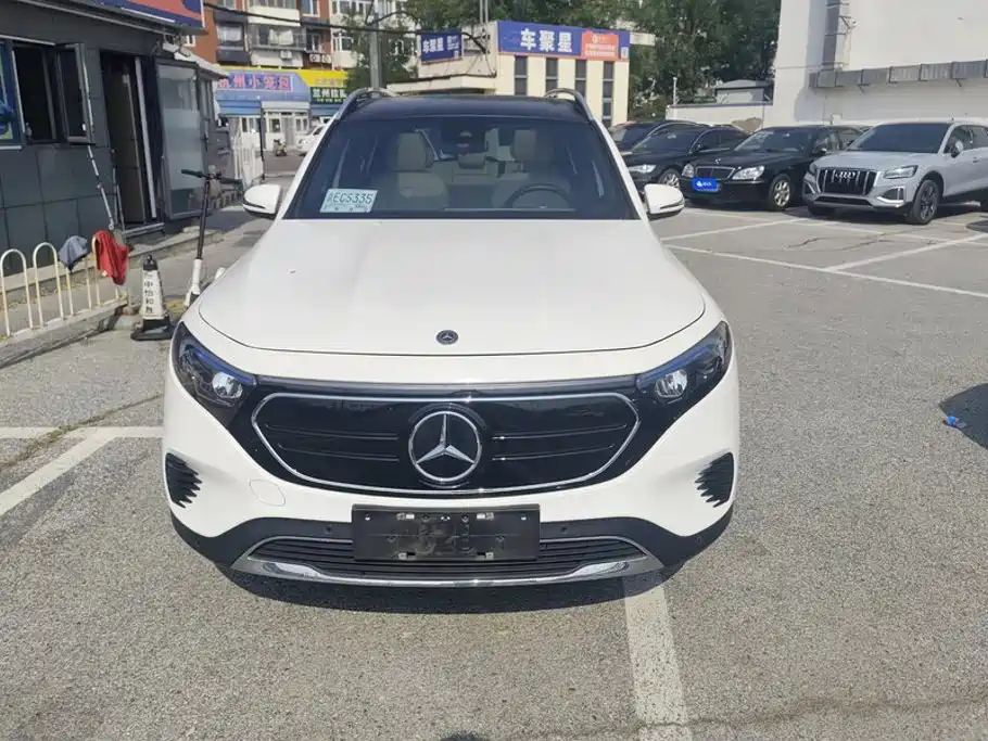 Mercedes-Benz EQB — миниатюра 2