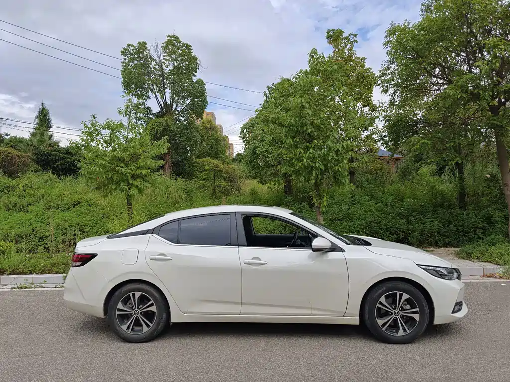 Nissan Sylphy — миниатюра 5