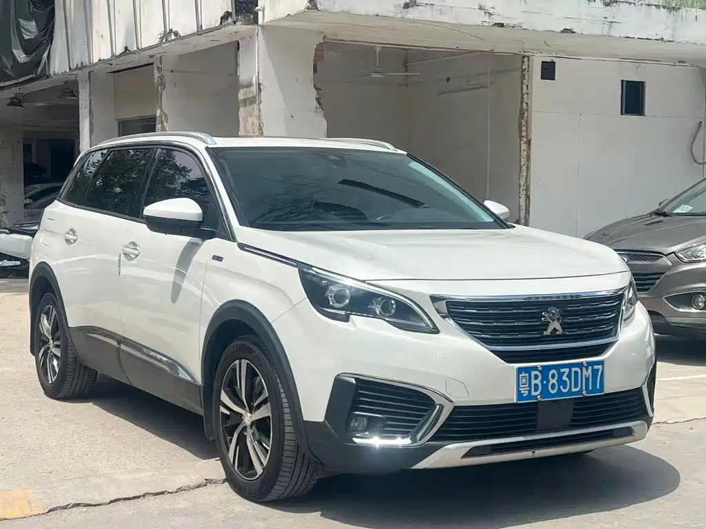 Peugeot 5008 — миниатюра 3