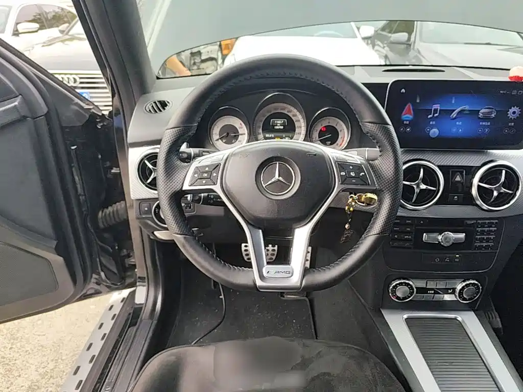 Mercedes-Benz GLK-Class — миниатюра 11