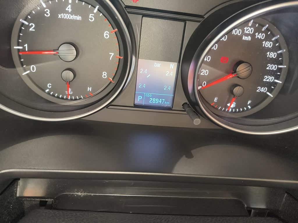 Haval Haval M6 1.5 л 2021 г. Чёрный, пробег 28900 км