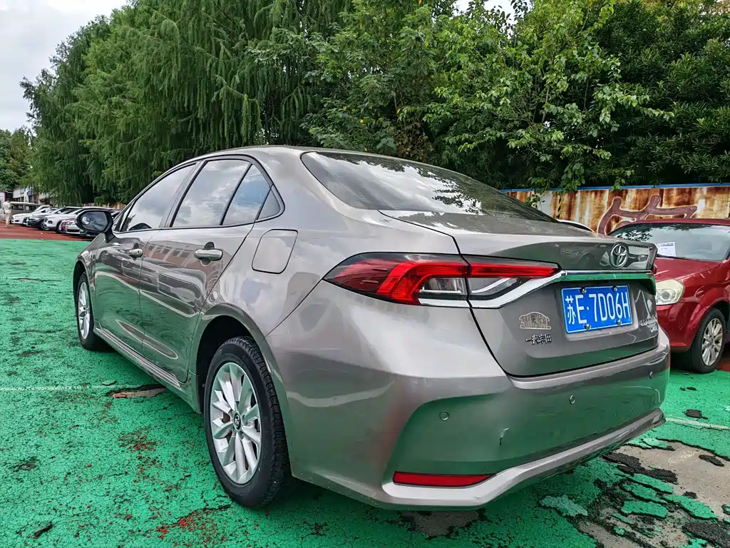 Toyota Corolla — миниатюра 4