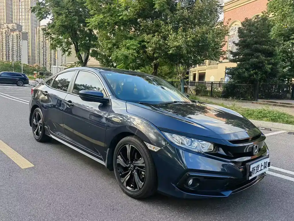 Honda Civic — миниатюра 3