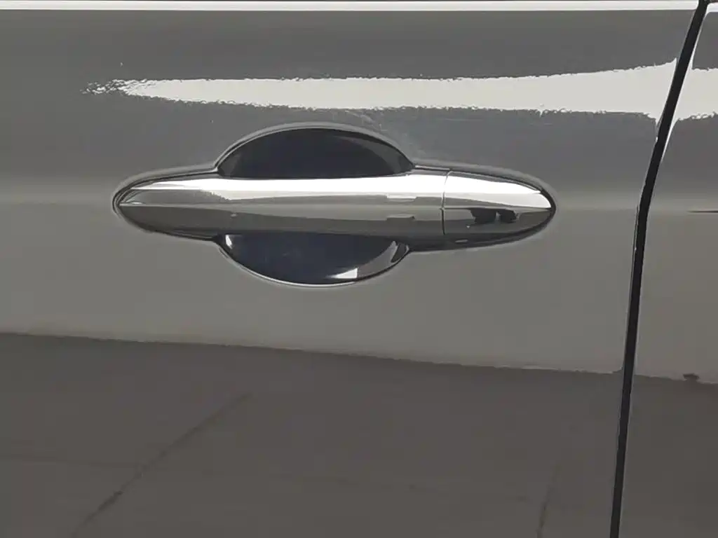 Ford Equator — миниатюра 18