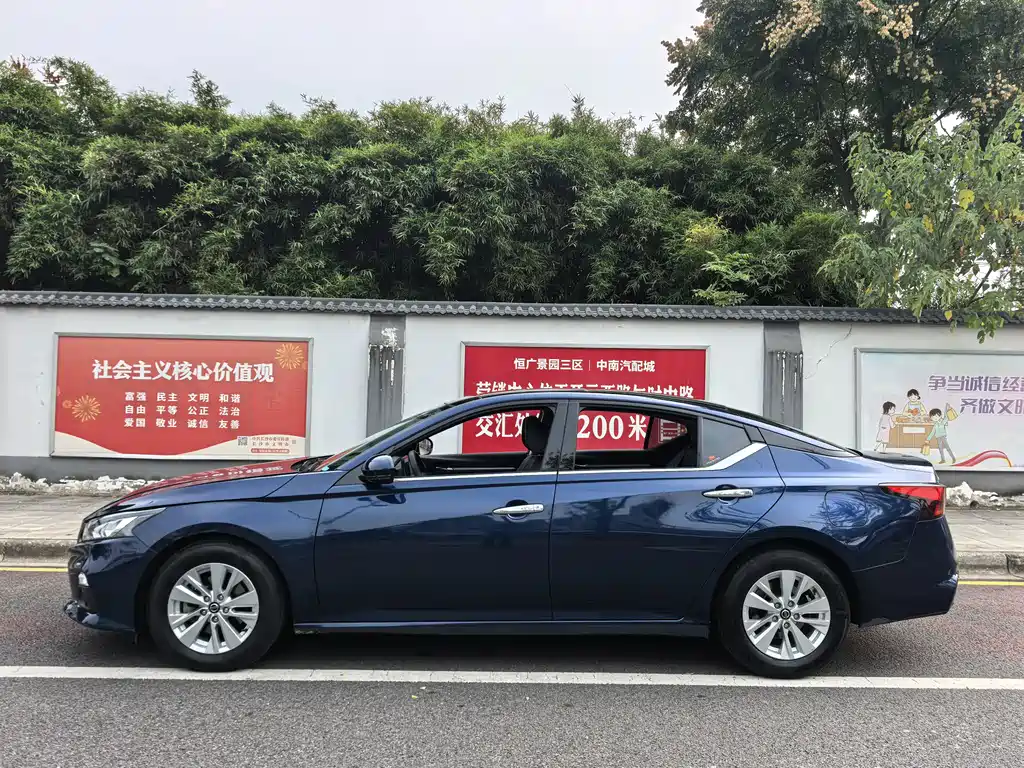 Nissan Teana — миниатюра 14