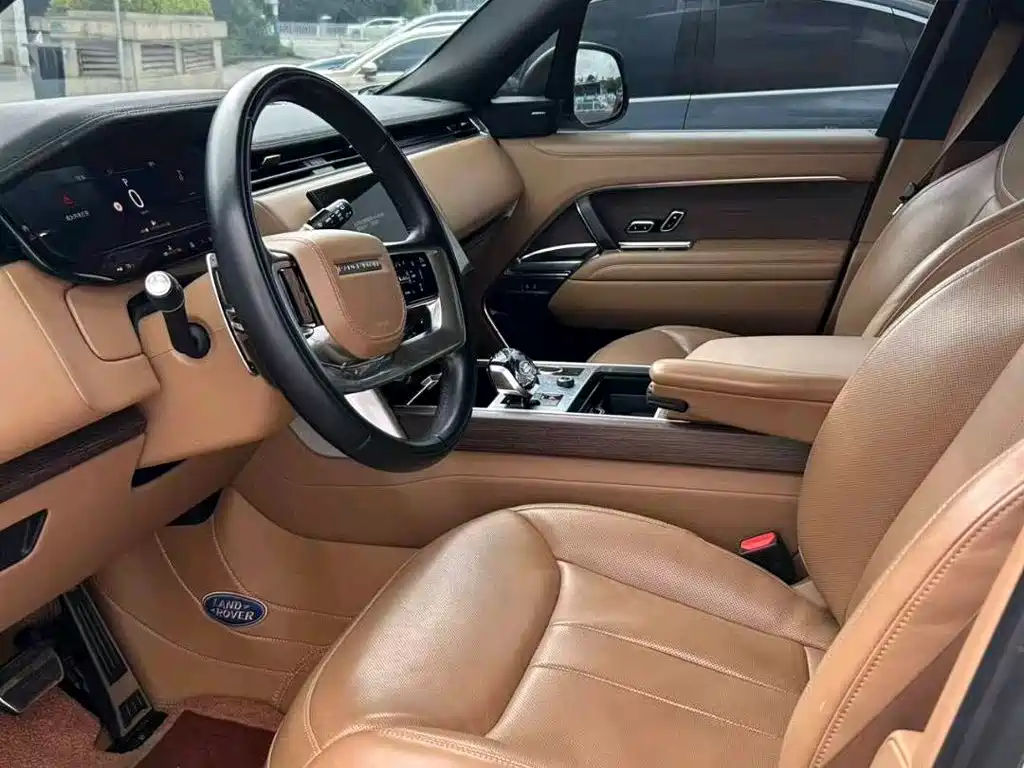 Land Rover Range Rover — миниатюра 5