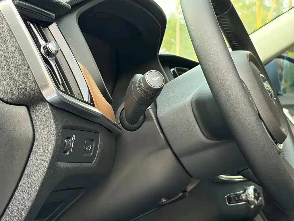 Volvo S90 — миниатюра 12