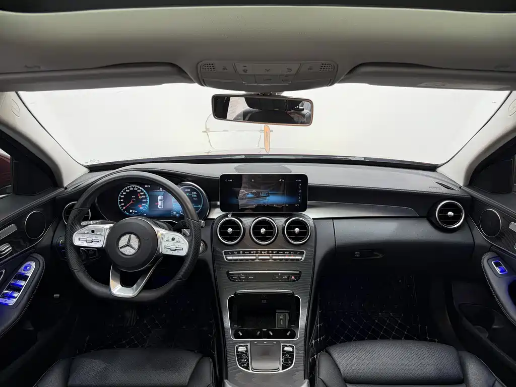 Mercedes-Benz C-Class — миниатюра 10