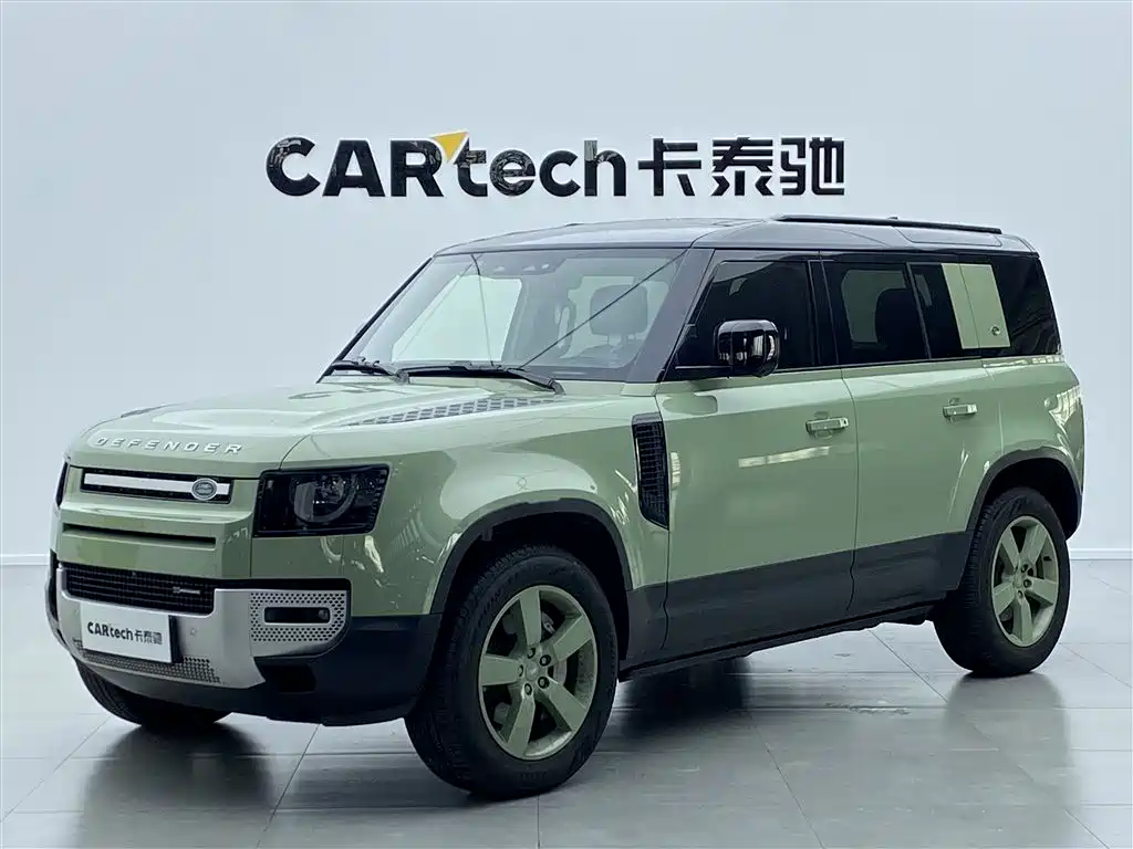 Land Rover Defender 2023