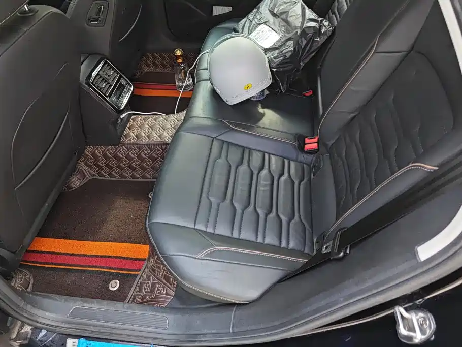 Volkswagen Passat — миниатюра 11
