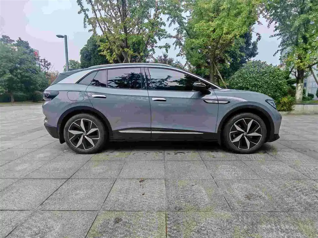 Volkswagen ID.4 Crozz — миниатюра 4