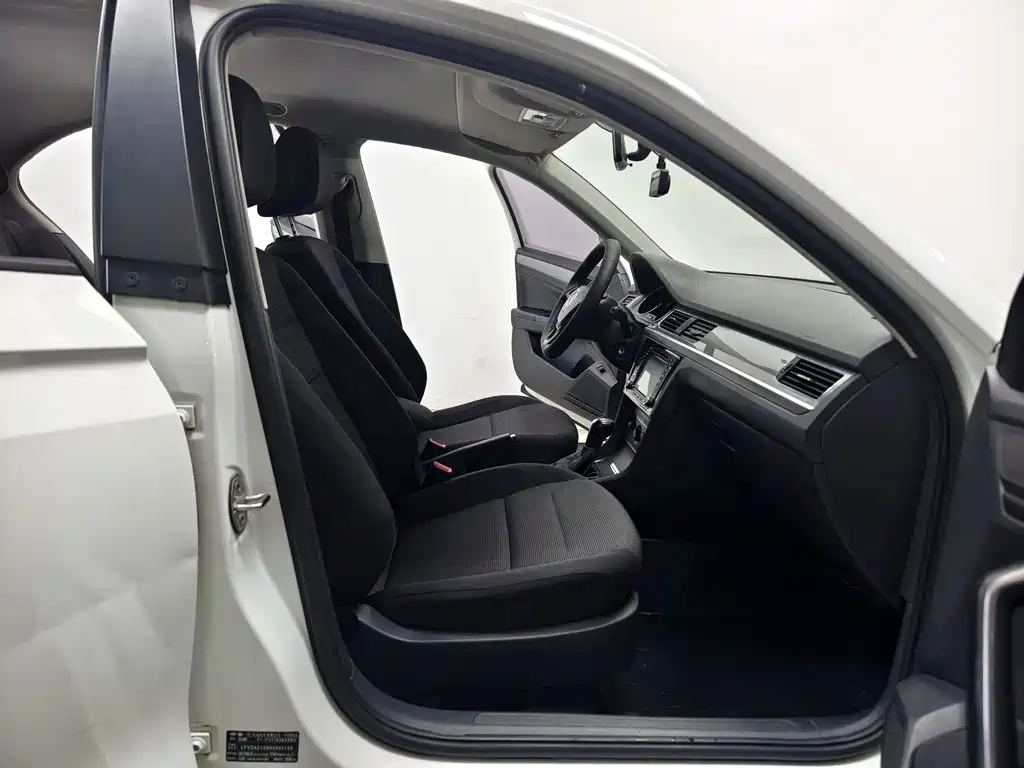 Volkswagen Bora — миниатюра 13