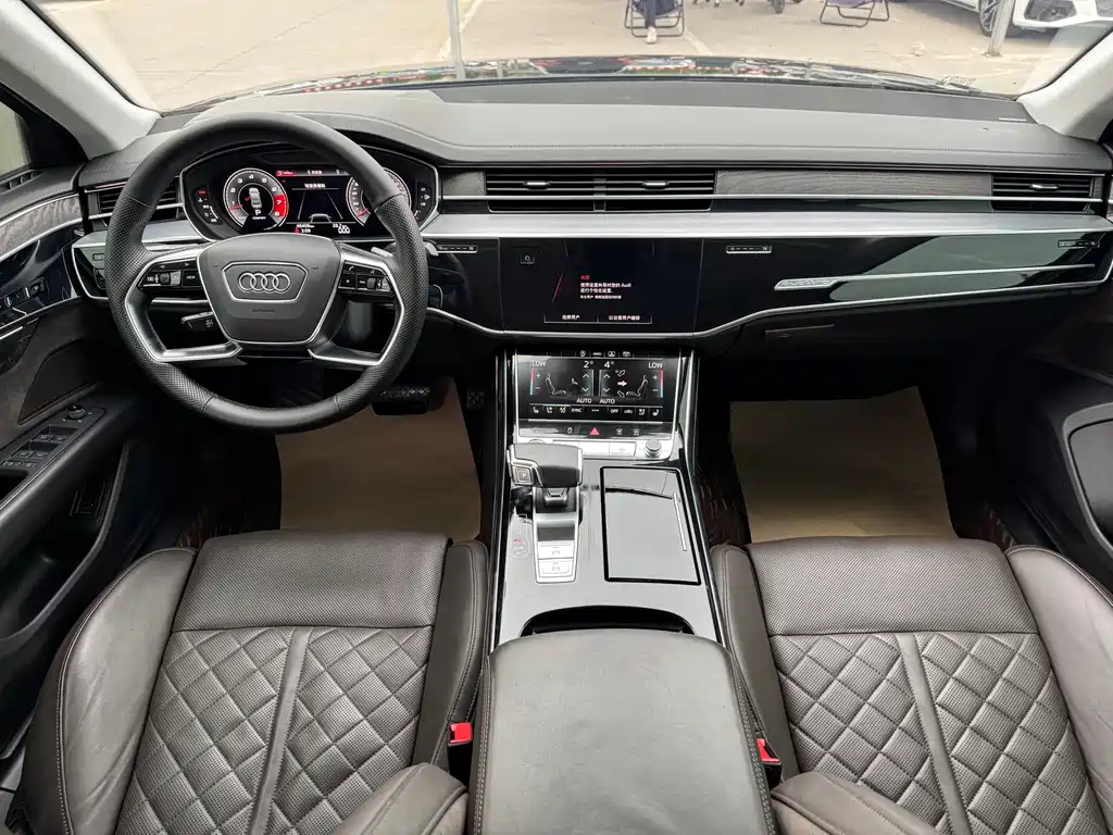Audi A8 — миниатюра 15
