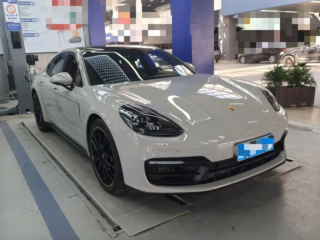 Porsche Panamera — миниатюра 3