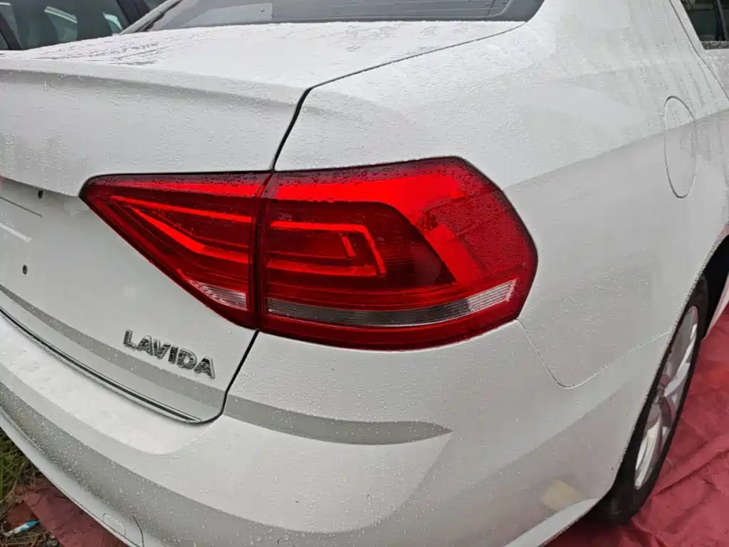 Volkswagen Lavida — миниатюра 8