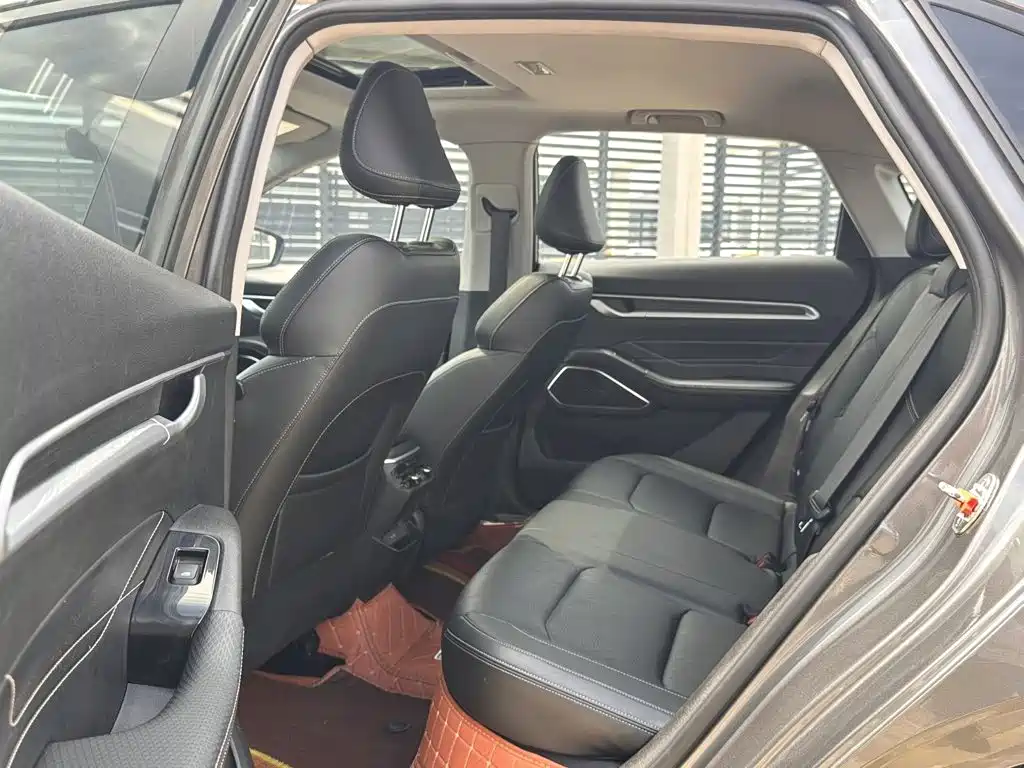 Geely Emgrand — миниатюра 17