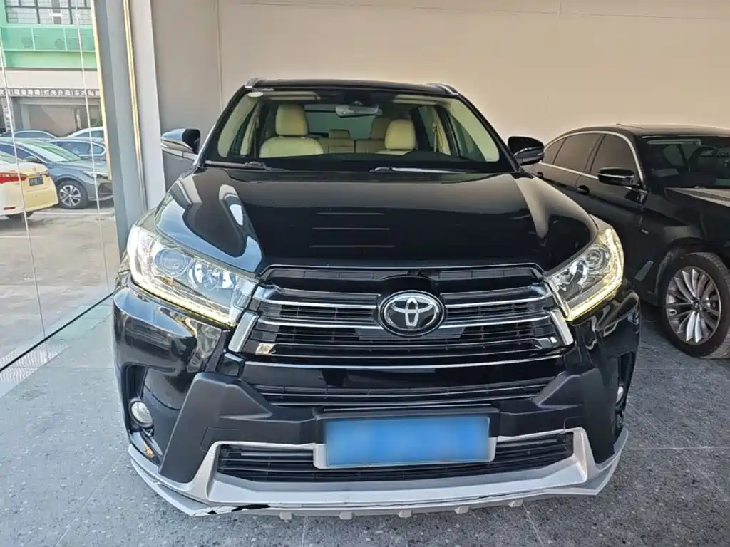 Toyota Highlander — миниатюра 3