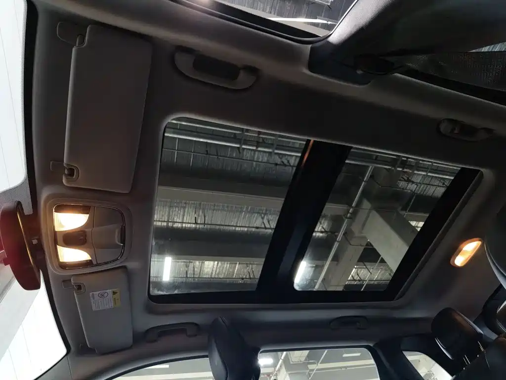 Jeep Cherokee — миниатюра 14