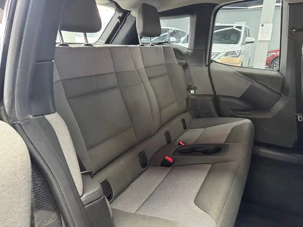 BMW i3 (Import) — миниатюра 17