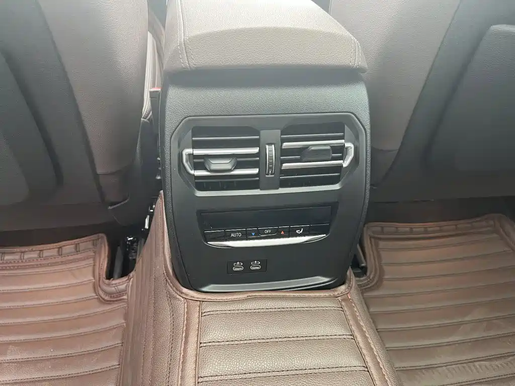 BMW 3 Series — миниатюра 26