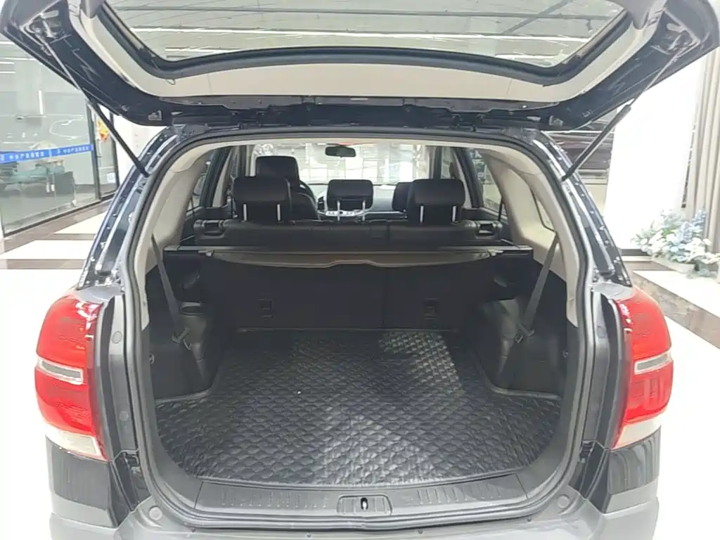 Chevrolet Captiva — миниатюра 19
