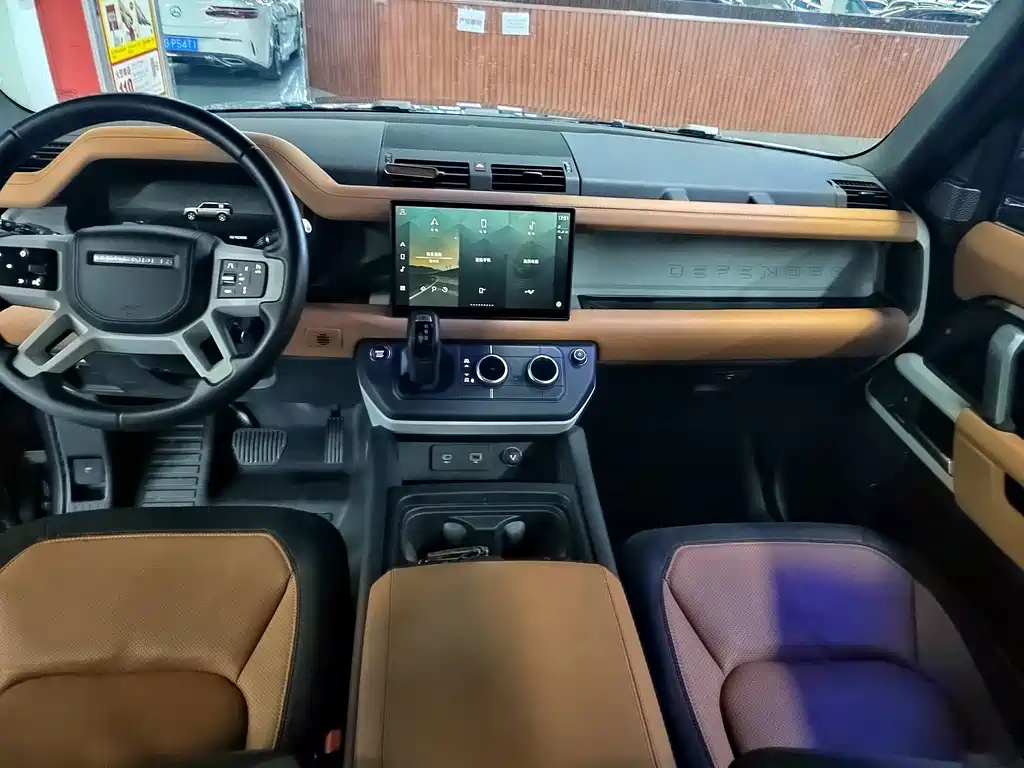 Land Rover Defender — миниатюра 13