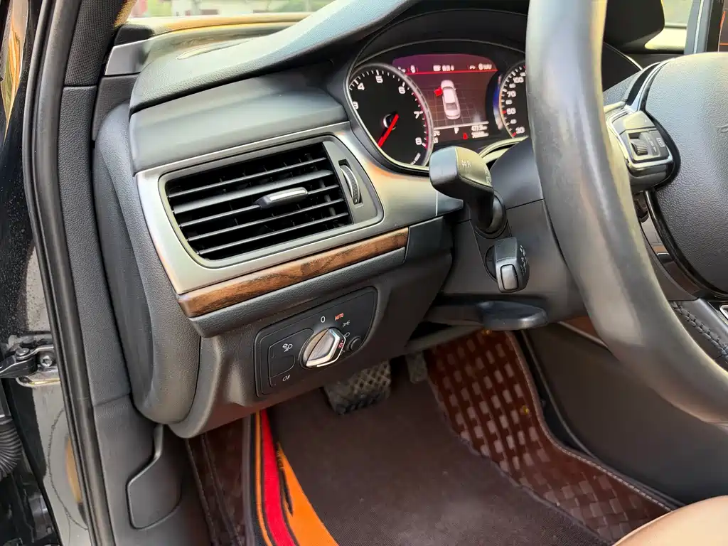 Audi A6L — миниатюра 10