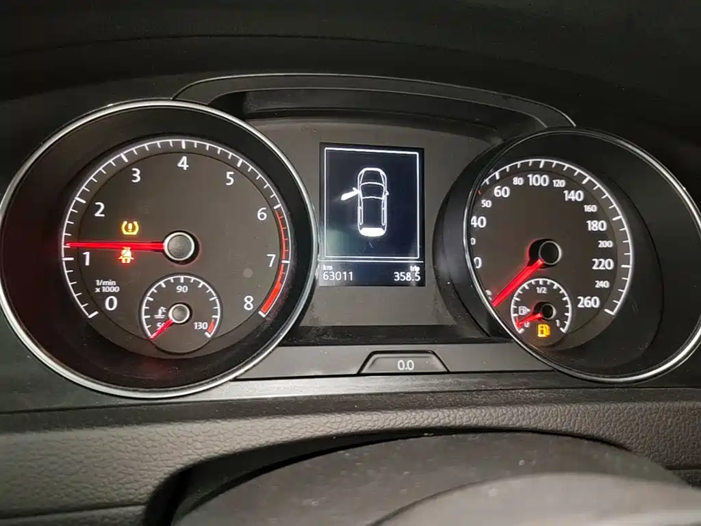 Volkswagen Golf — миниатюра 12