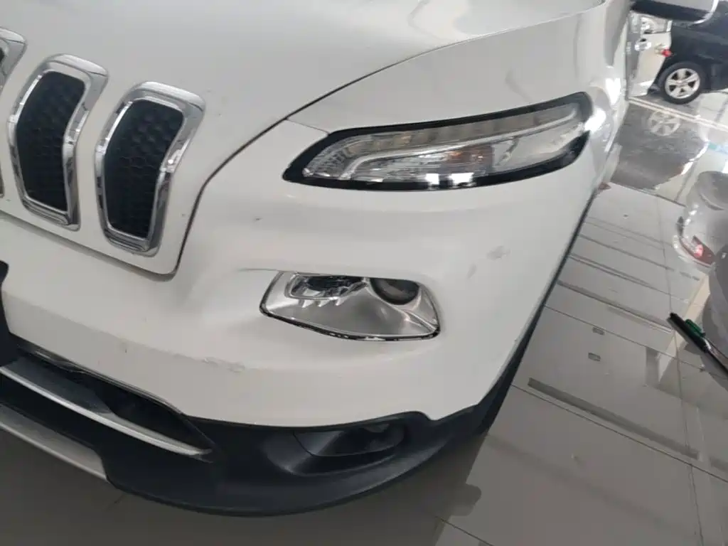 Jeep Cherokee — миниатюра 24