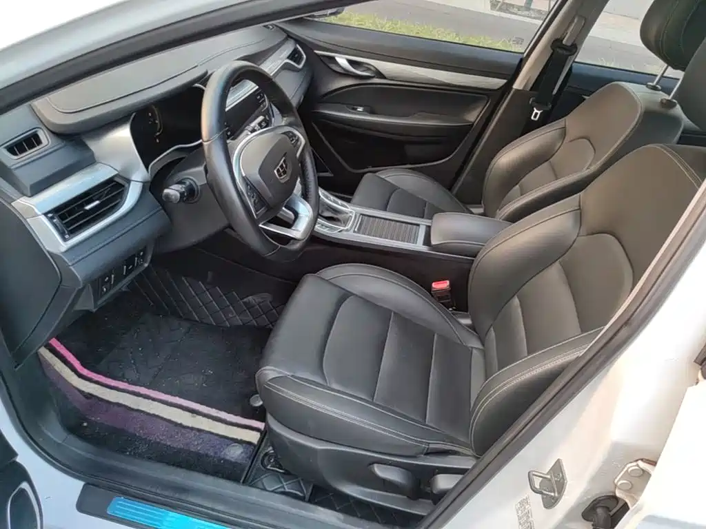 Geely Emgrand — миниатюра 15