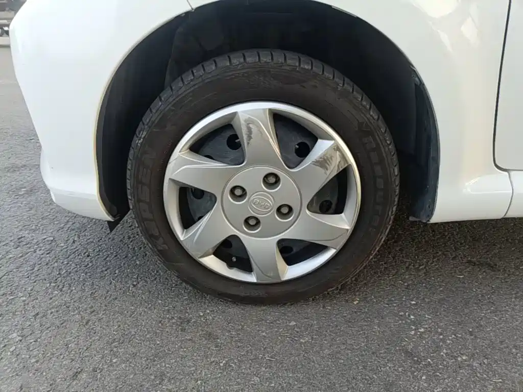 BYD e1 — миниатюра 23