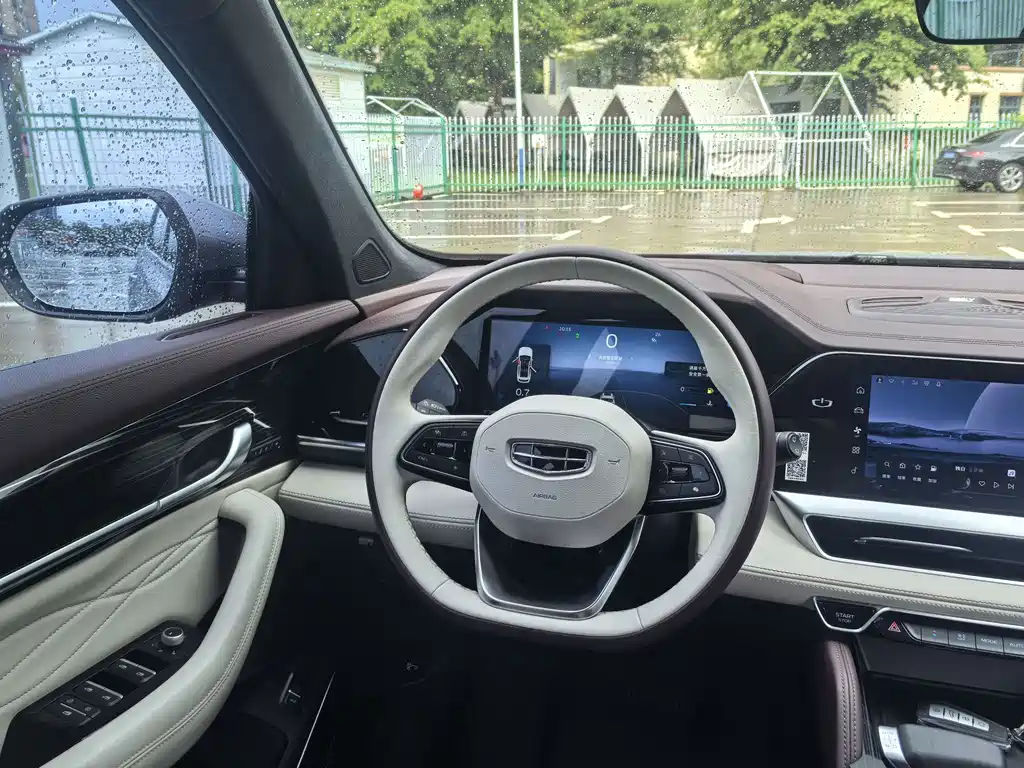 Geely Xingyue L — миниатюра 15