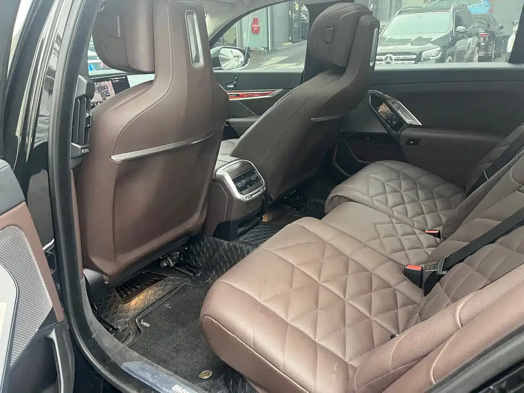 BMW 7 Series 7 2023 735Li M Sport
