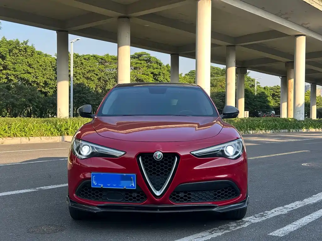 Alfa Romeo Stelvio — миниатюра 2