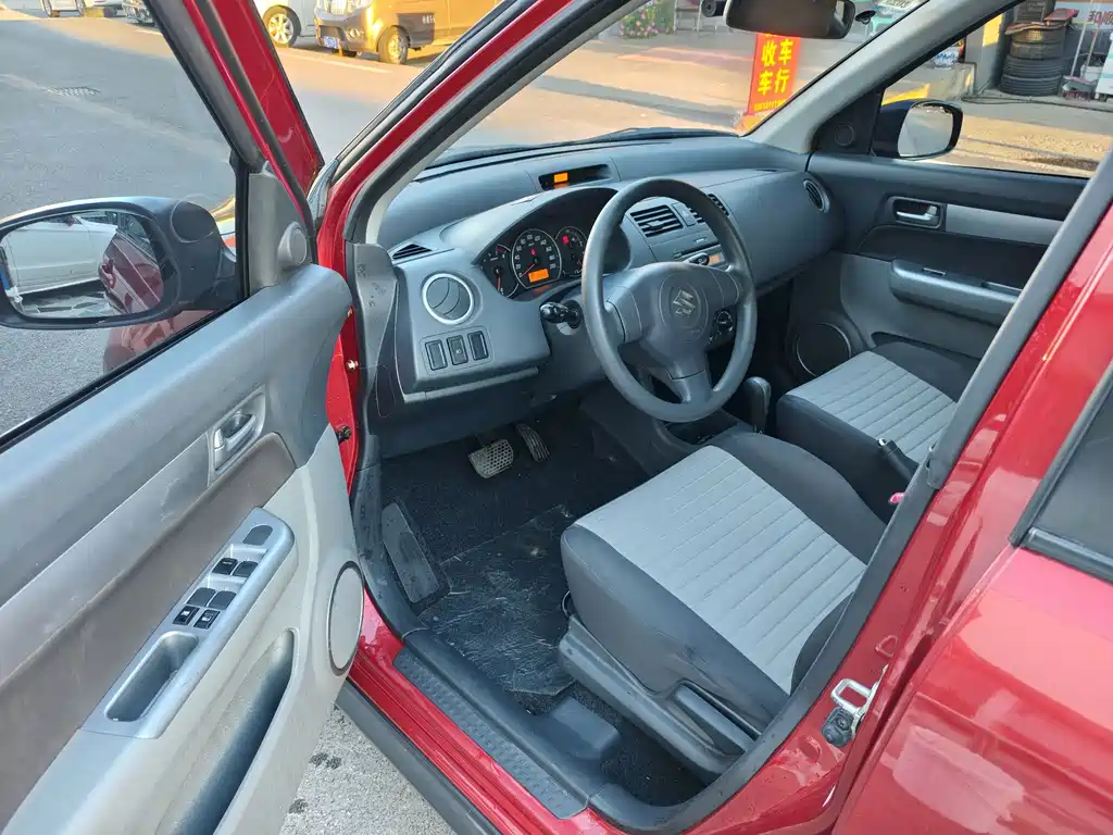 Suzuki Swift — миниатюра 5