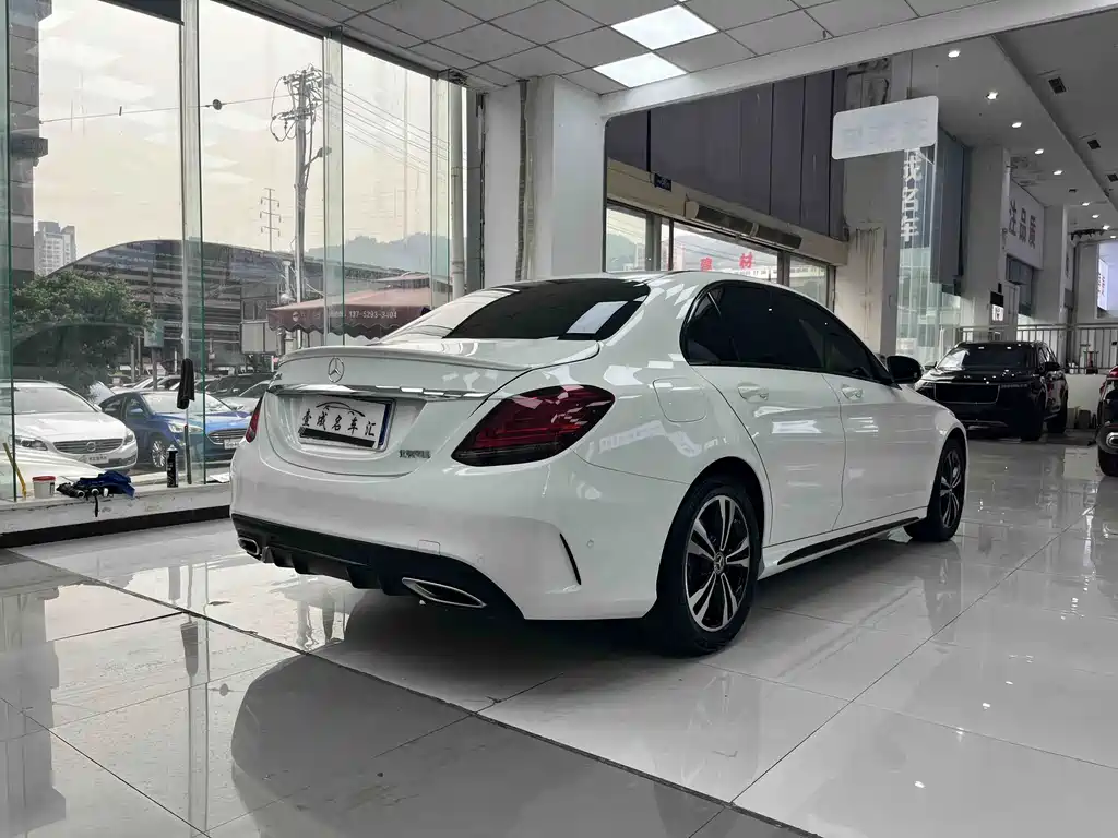 Mercedes-Benz C-Class — миниатюра 9