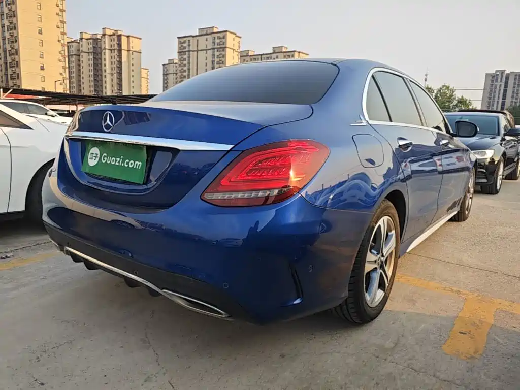 Mercedes-Benz C-Class — миниатюра 7