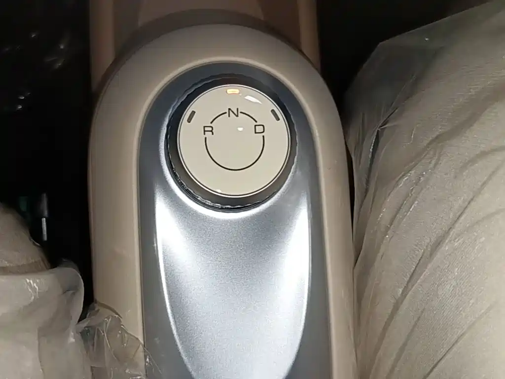 Wuling MINIEV — миниатюра 14