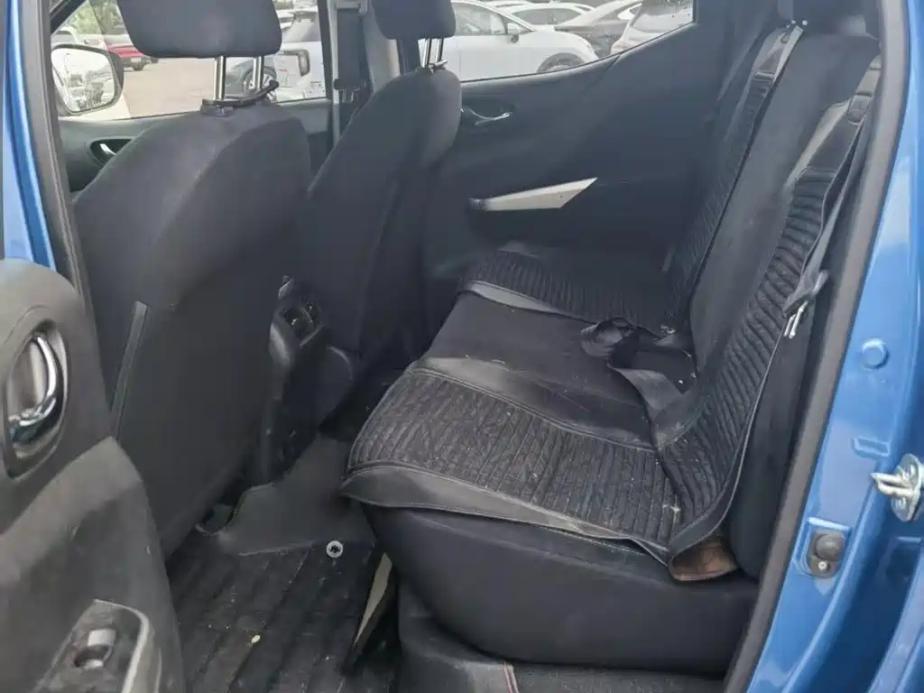 Nissan Navara — миниатюра 13