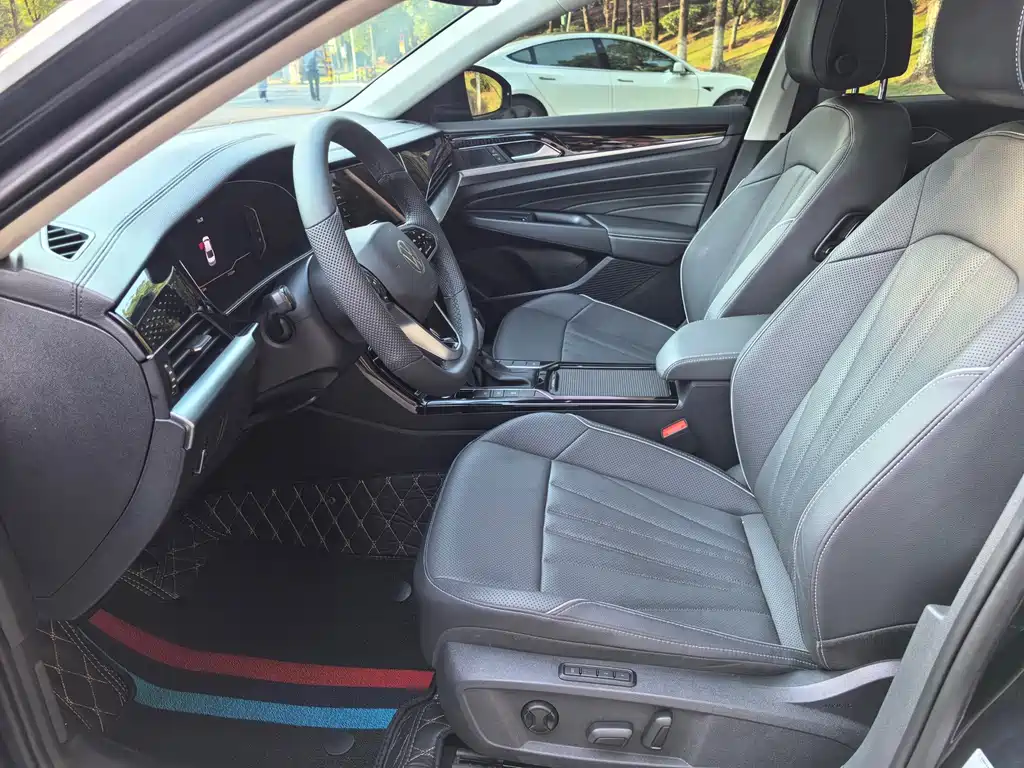 Volkswagen Passat — миниатюра 10