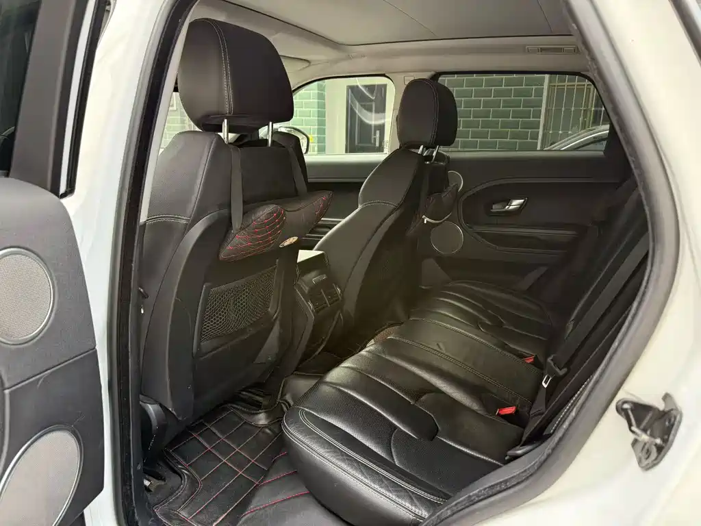 Land Rover Evoque (Import) — миниатюра 5