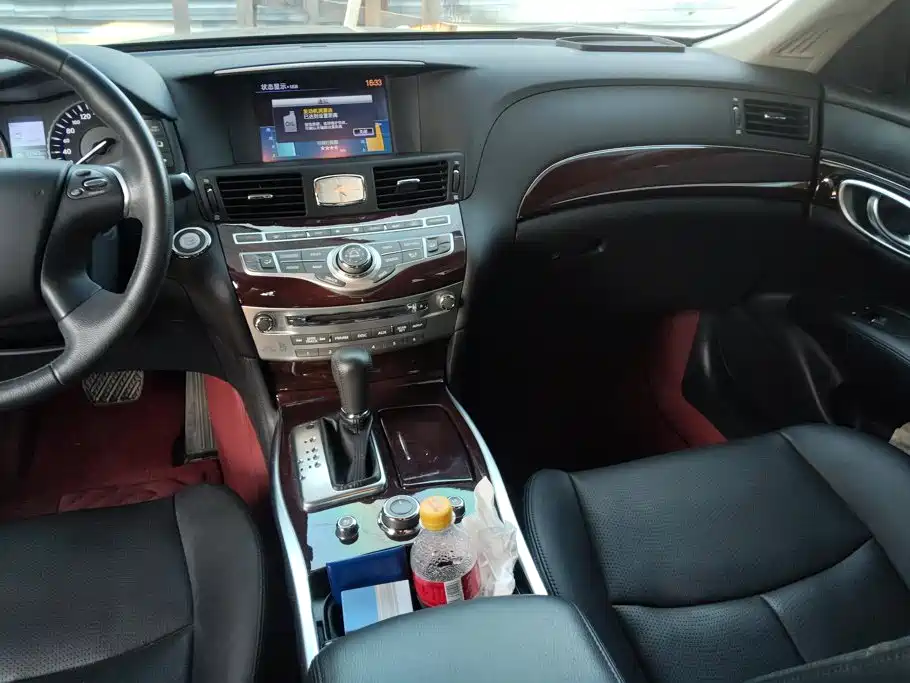 Infiniti Q70 — миниатюра 13