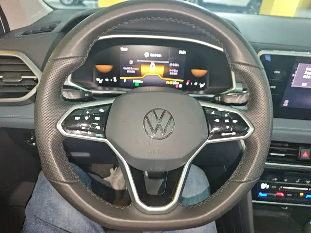 Volkswagen Tharu — миниатюра 11