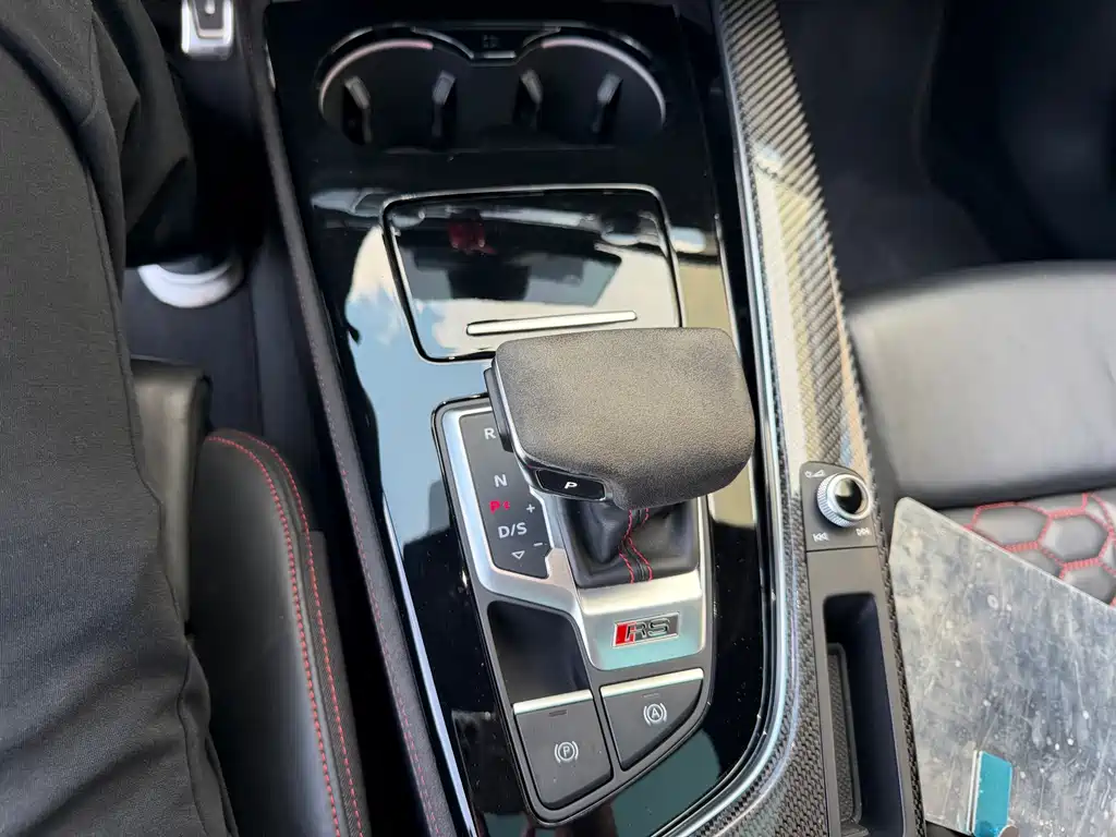 Audi RS 4 — миниатюра 22
