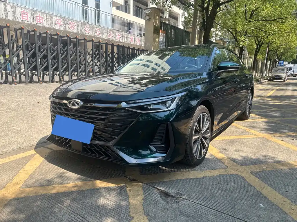 Chery Arrizo 8