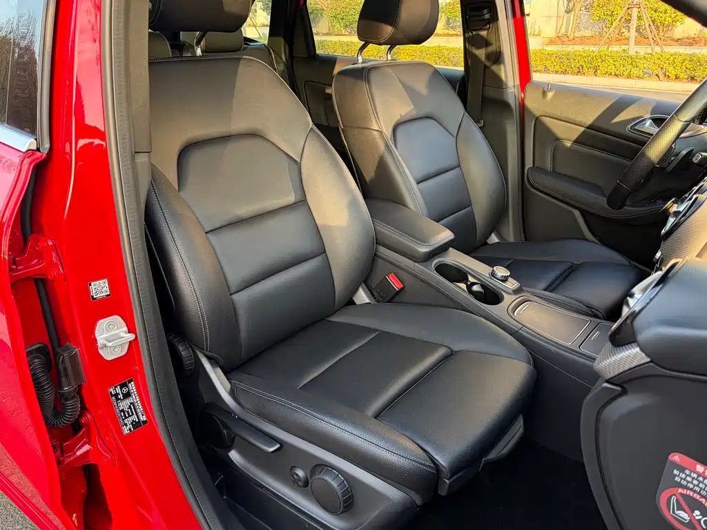 MERCEDES-BENZ B CLASS