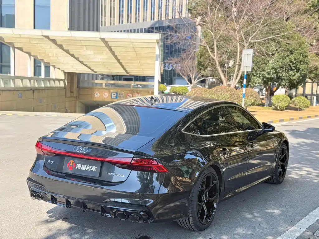 AUDI A7