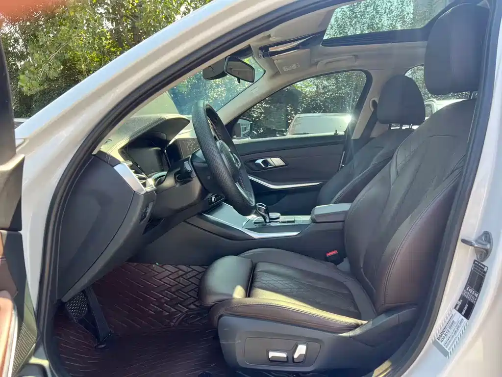 BMW 3 Series — миниатюра 6