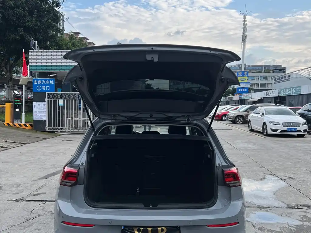 Volkswagen Golf — миниатюра 5